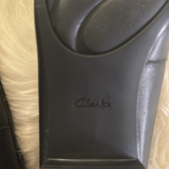 Like New Clarks Juliet Coast Black Leopard Leather Slip On Penny Loafer Women's - Picture 9 of 10